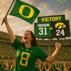 INSANE PROMISE ROCKS COLLEGE FOOTBALL: Oregon Ducks Superfan Sends NCAA Into Absolute CHAOS After Vowing To Go Completely Naked If Ducks Crush Iowa Hawkeyes This Weekend! - tuta