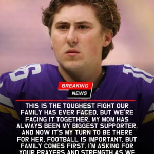 Heartbreaking Moment That Shook the NFL: Minnesota Vikings Star Will Reichard Faces Tragic Family News About His Mother — and the Head Coach’s Tearful Reaction Leaves Fans in Silence Across America. -hti