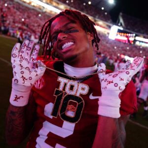 “Say Yes If You Love to See Me Play Football — The Emotional Journey of Ryan Williams, the Boy Who Turned Dreams, Sacrifice, and Heart into Something Bigger Than Victory”-hti