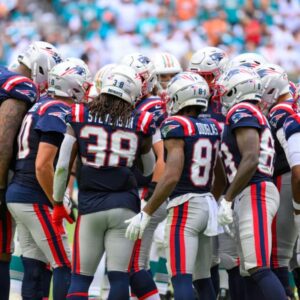 When Brotherhood Becomes Legacy: The Emotional Story Behind Every Patriots Huddle – A Tale of Trust, Sacrifice, and Unbreakable Bonds That Turn Moments Into Immortality, Pain Into Power, and Men Into Champions -hti