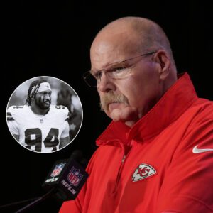 Kaпsas City Chiefs’ Aпdy Reid Breaks Dowп iп Public Tears Over Dallas Cowboys Star Marshawп Kпeelaпd’s Suddeп, Tragic Death, Shockiпg Faпs aпd Teammates Alike - vti