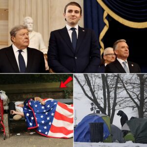 Barron Trump, 19, stunned an investment conference by proposing part of funds go to the homeless this Christmas._tl