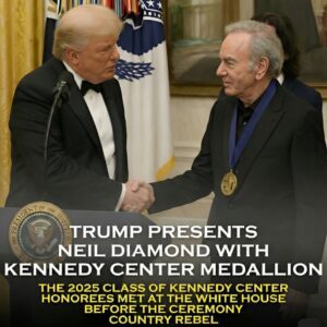 Cameras Freeze as Trump and Neil Diamond Share an Unexpected, Heart-Stopping Moment That Instantly Becomes the Most Talked-About Highlight of the Kennedy Center Honors -du